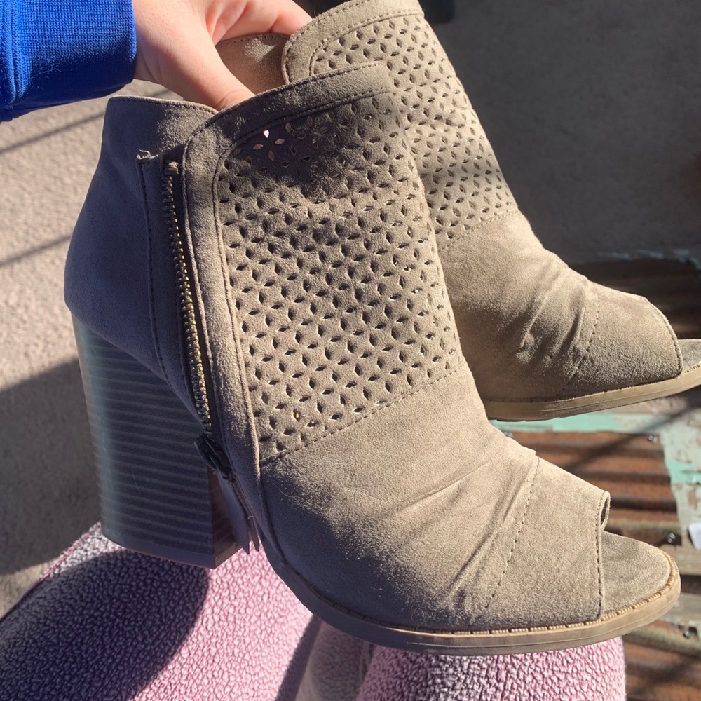 Women’s Booties